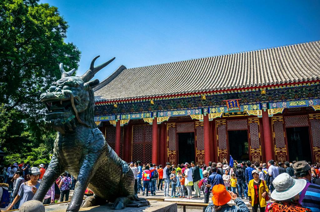 Forbidden City Dragon Statue