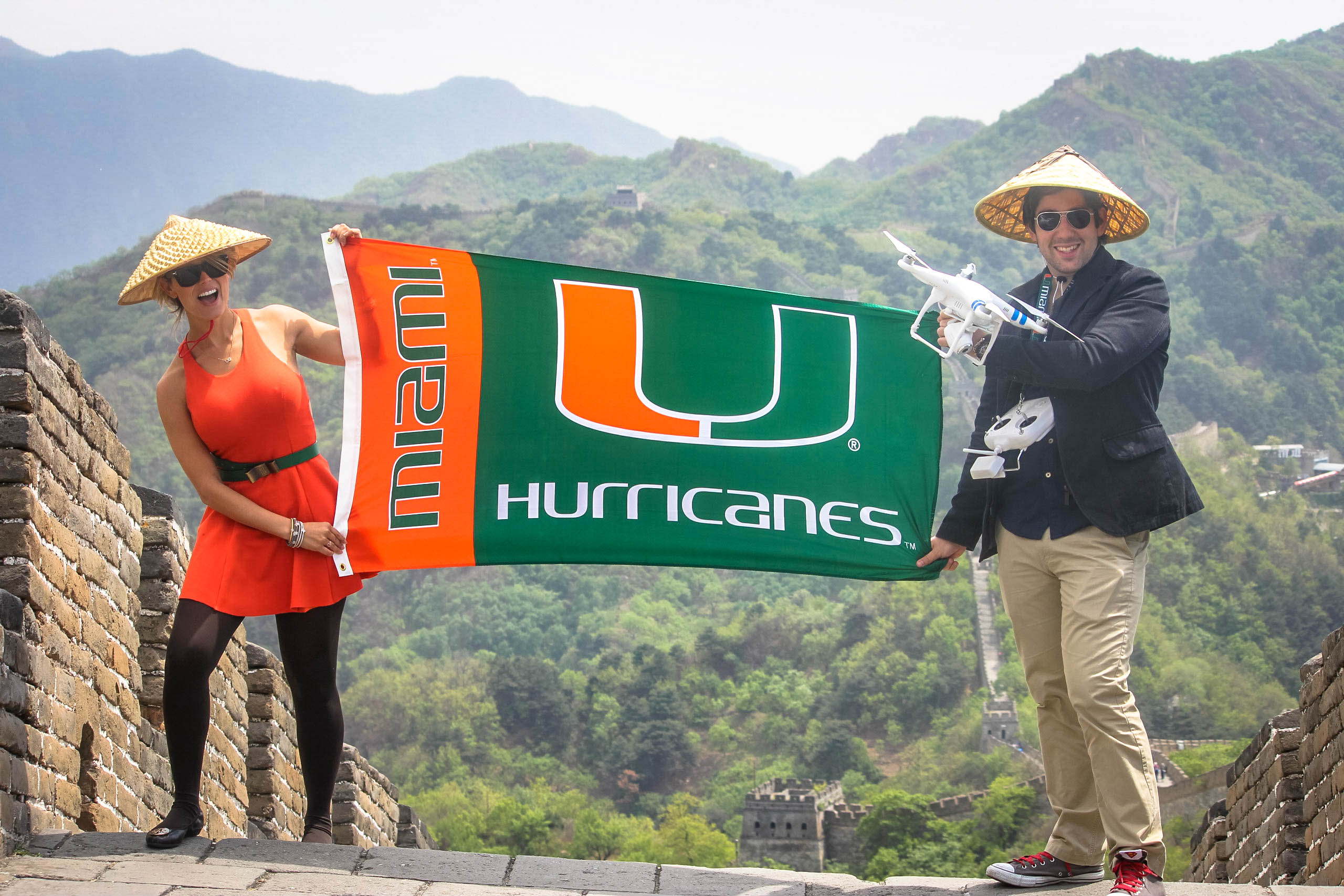 Supporting the U on the Great Wall