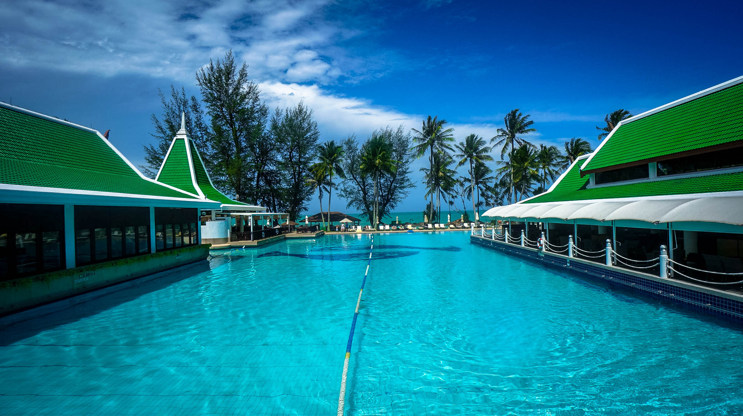 Hotel Pool