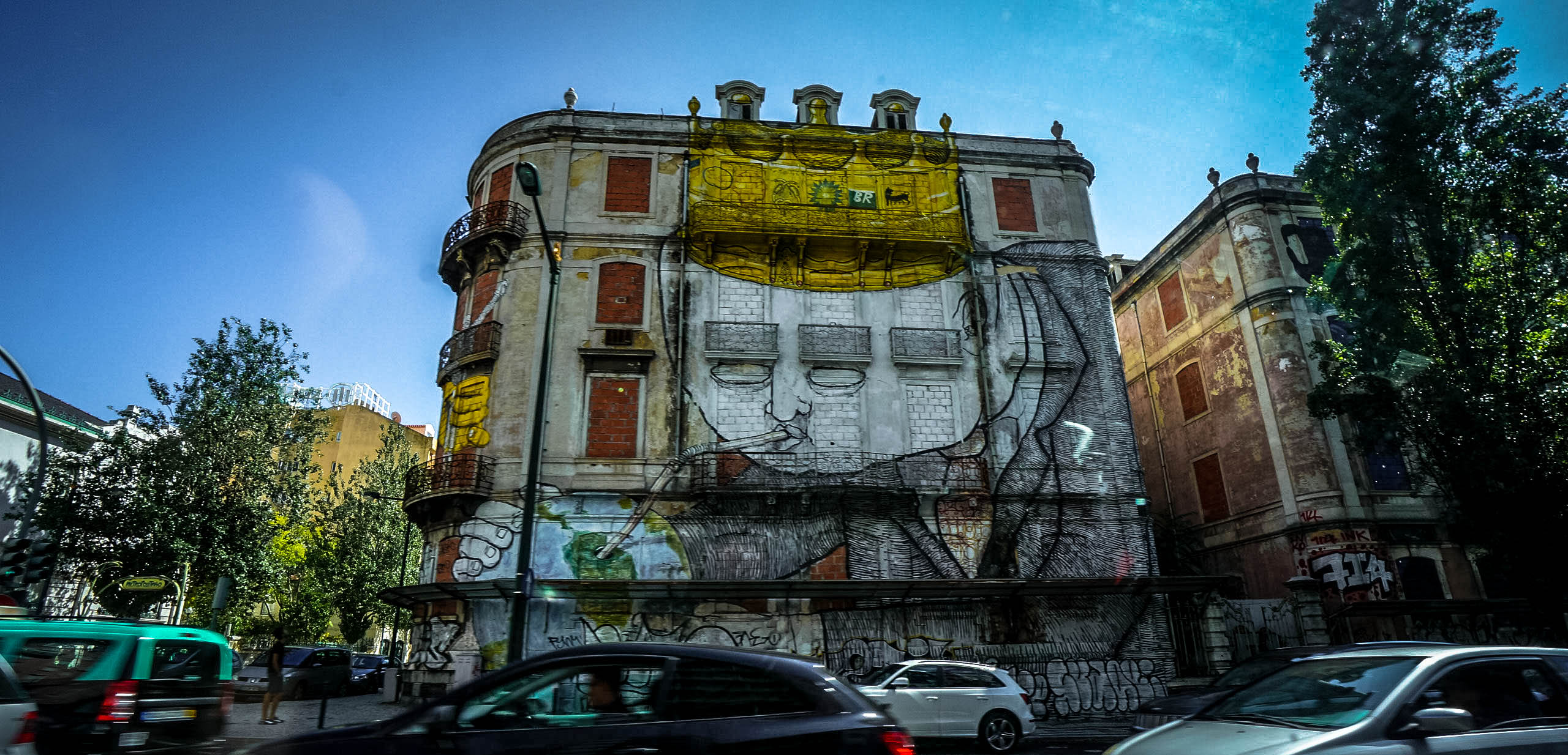 Building Size Art