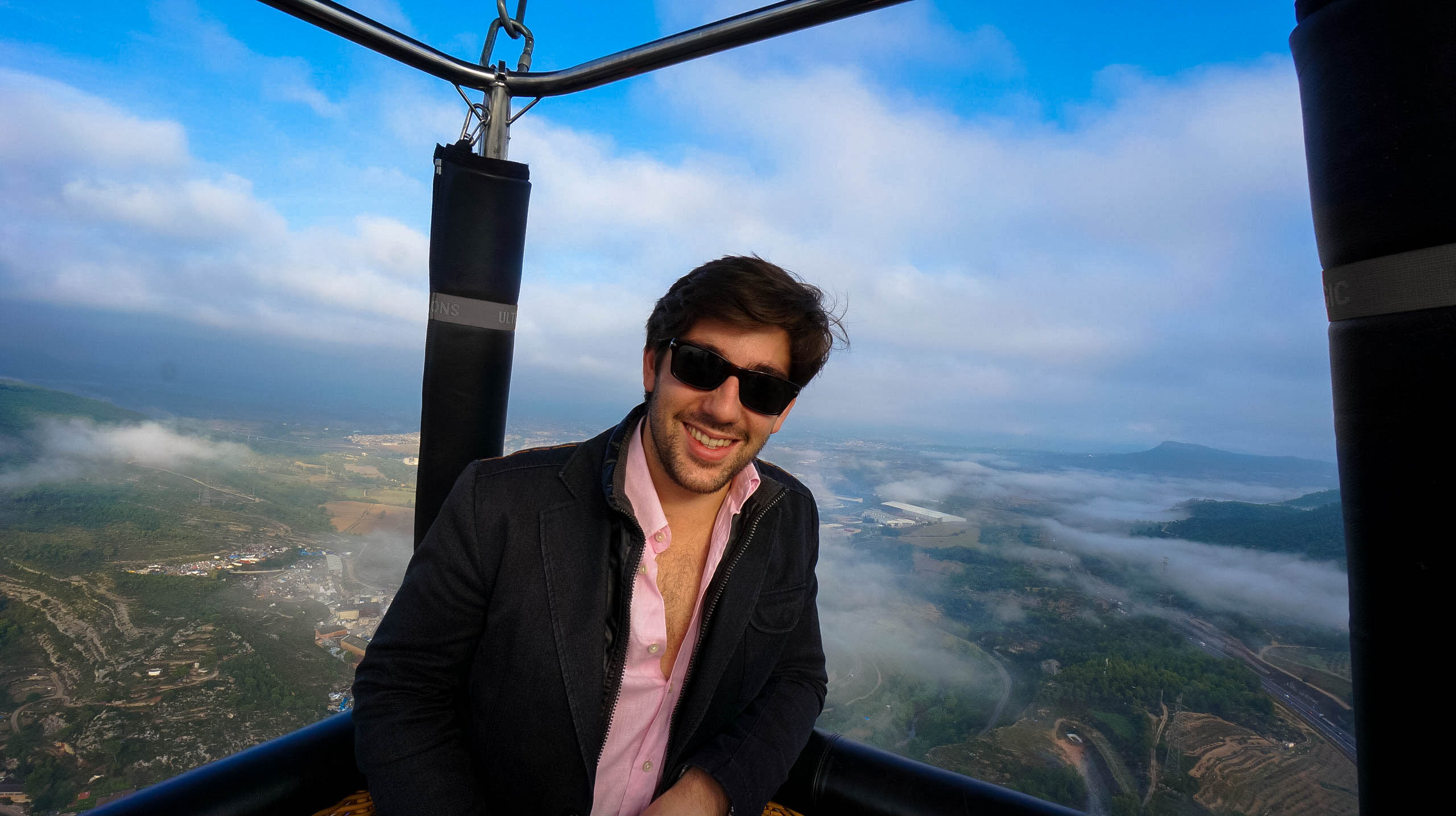 I hate selfies, but I do think this photo is quite cool